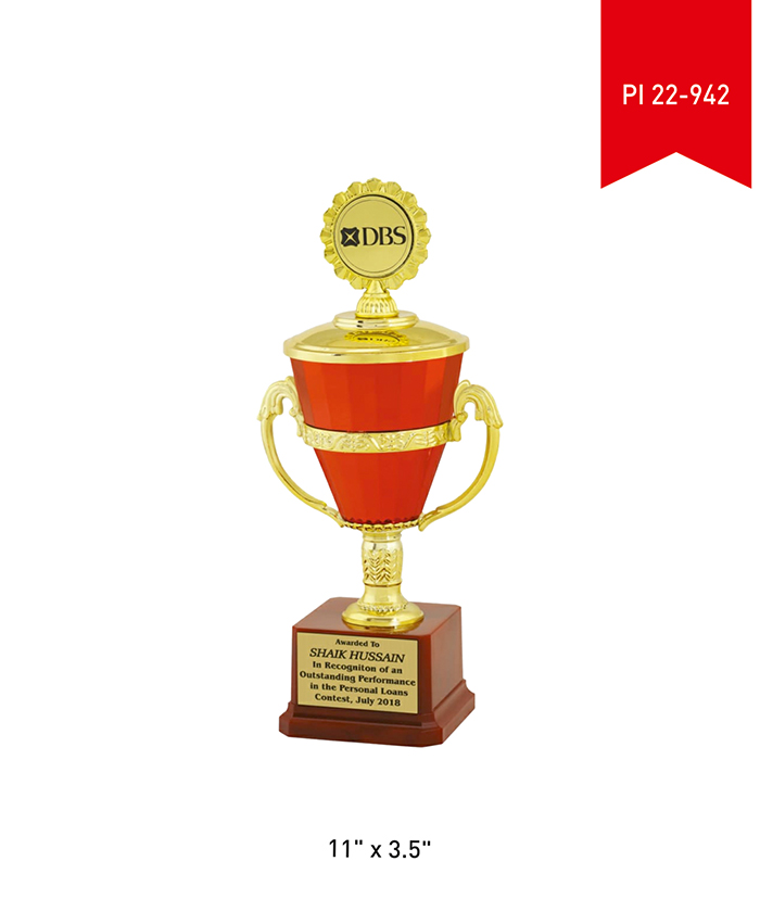 Metal Trophy PI 22- 942